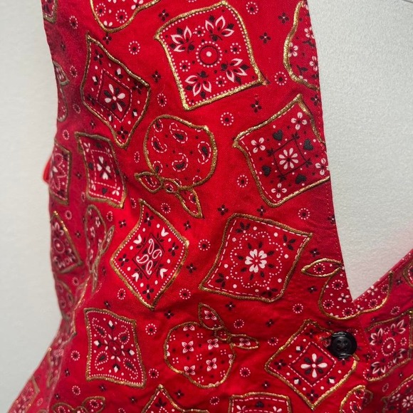 womens western bandana print vest with button up front and tie back - Picture 4 of 7